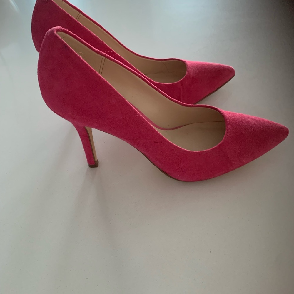 Nine West size 7, 4 inch  Pink Suede Heels